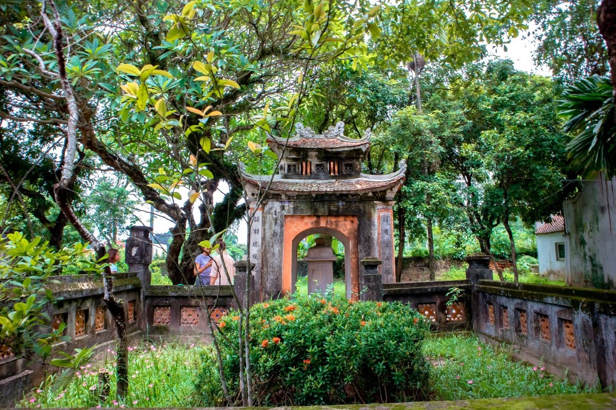 Hoa Lu Ninh Binh Gotoday (20)