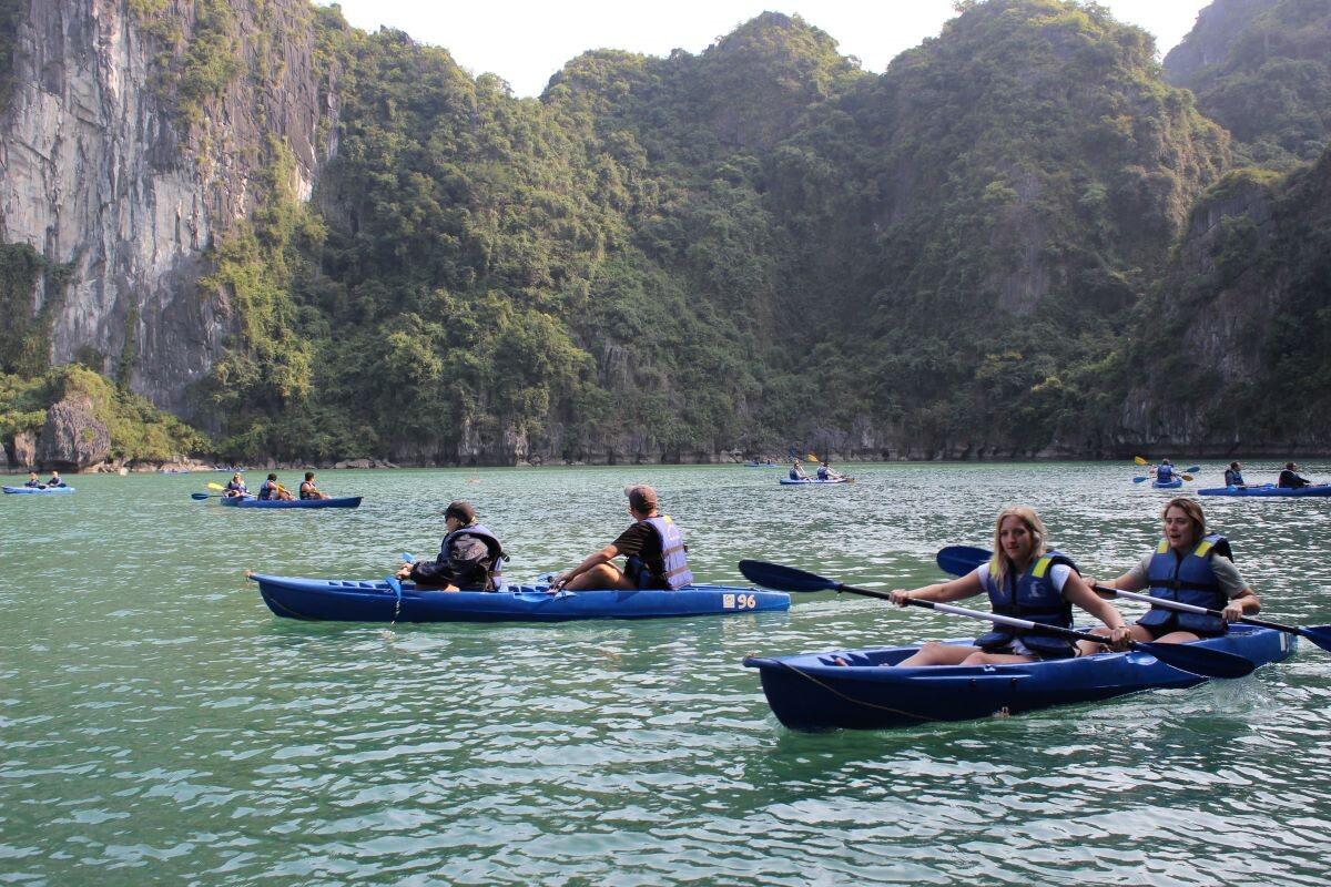 Halong Bay Adventure Tour (02)