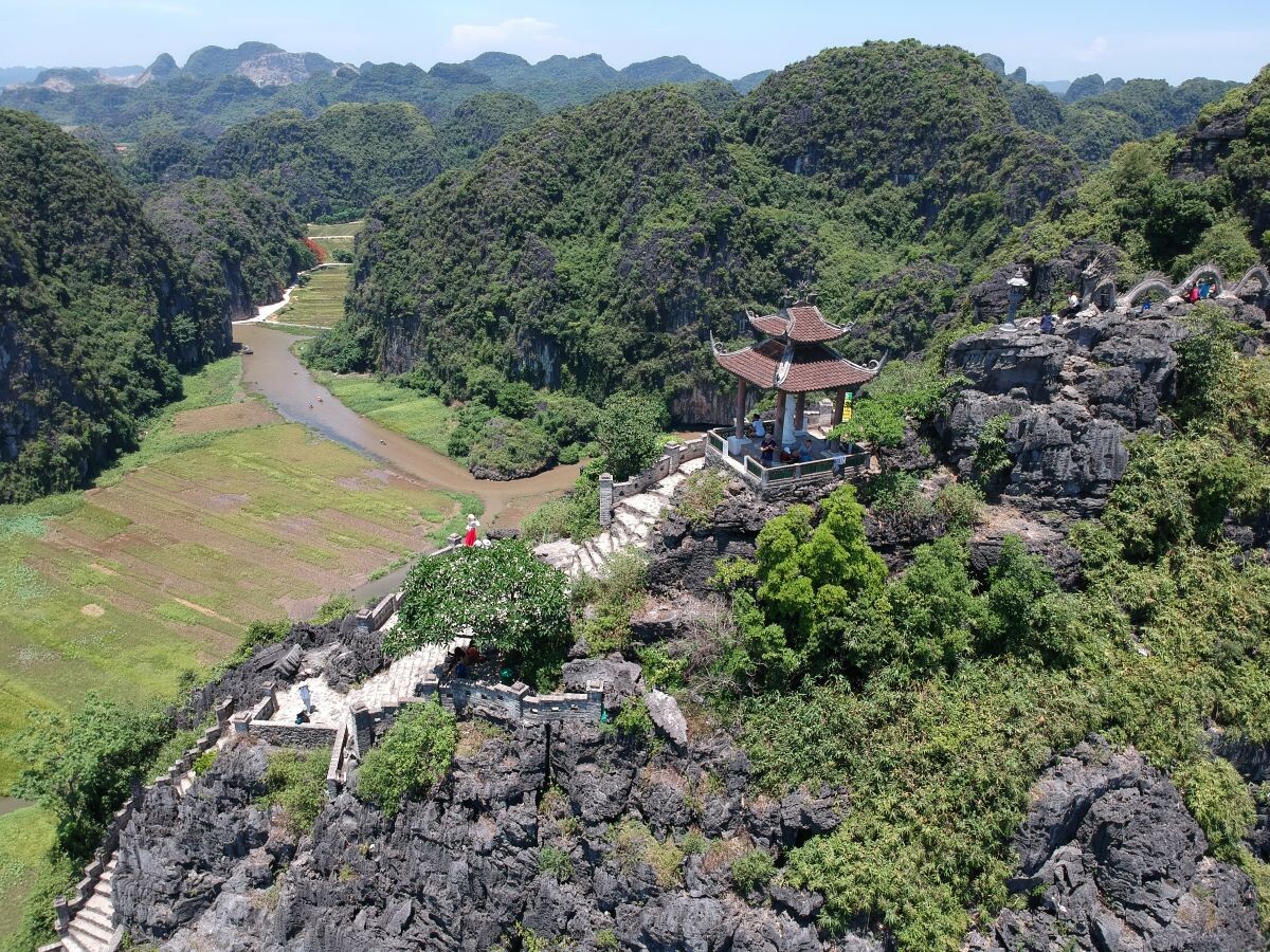 Van Long and Mua Cave Tour for Cruise Passengers from Halong Cruise Port