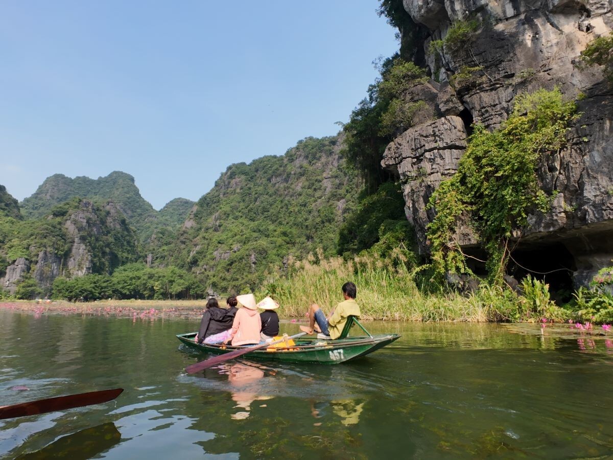 Tam Coc Tour For Cruise Travelers